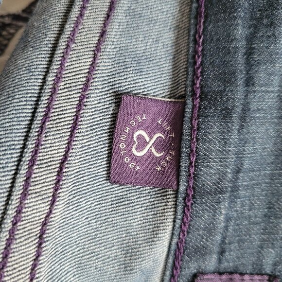 Not Your Daughters Jeans Lift Tuck Technology Size 10 Blue Denim Studded Pocket - Picture 6 of 6